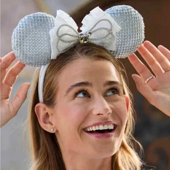 Minnie Mouse holiday Gem Ears headband - Picture 2 of 12